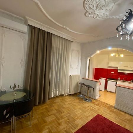 Apartment And Rooms Heart Of The City บูดาเปสต์ ภายนอก รูปภาพ