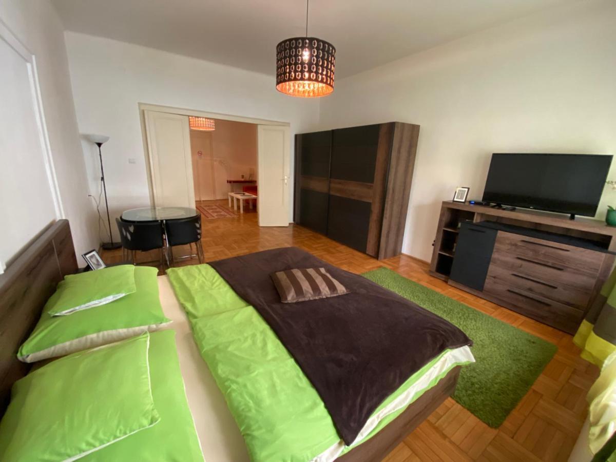 Apartment And Rooms Heart Of The City บูดาเปสต์ ภายนอก รูปภาพ