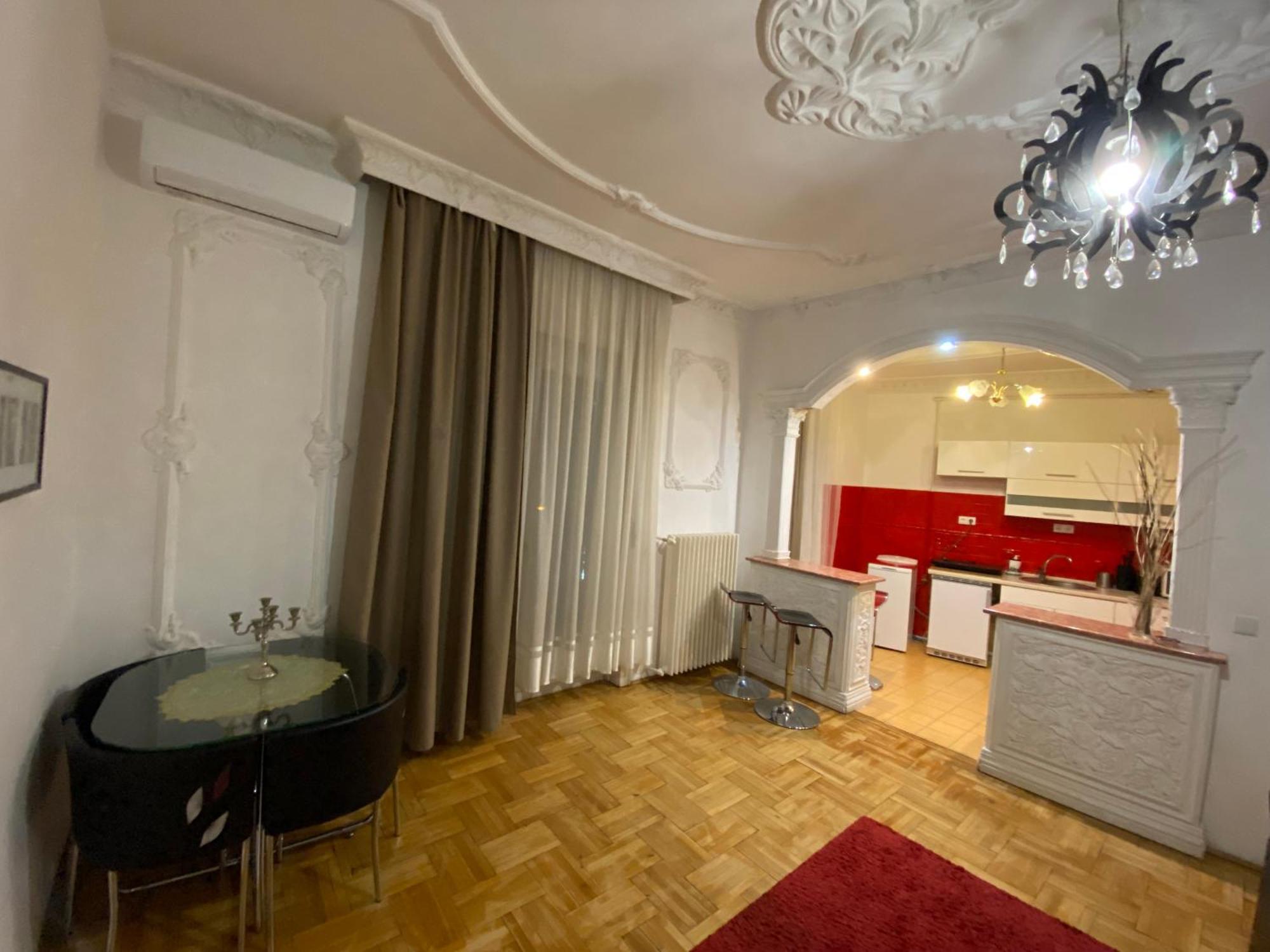 Apartment And Rooms Heart Of The City บูดาเปสต์ ภายนอก รูปภาพ