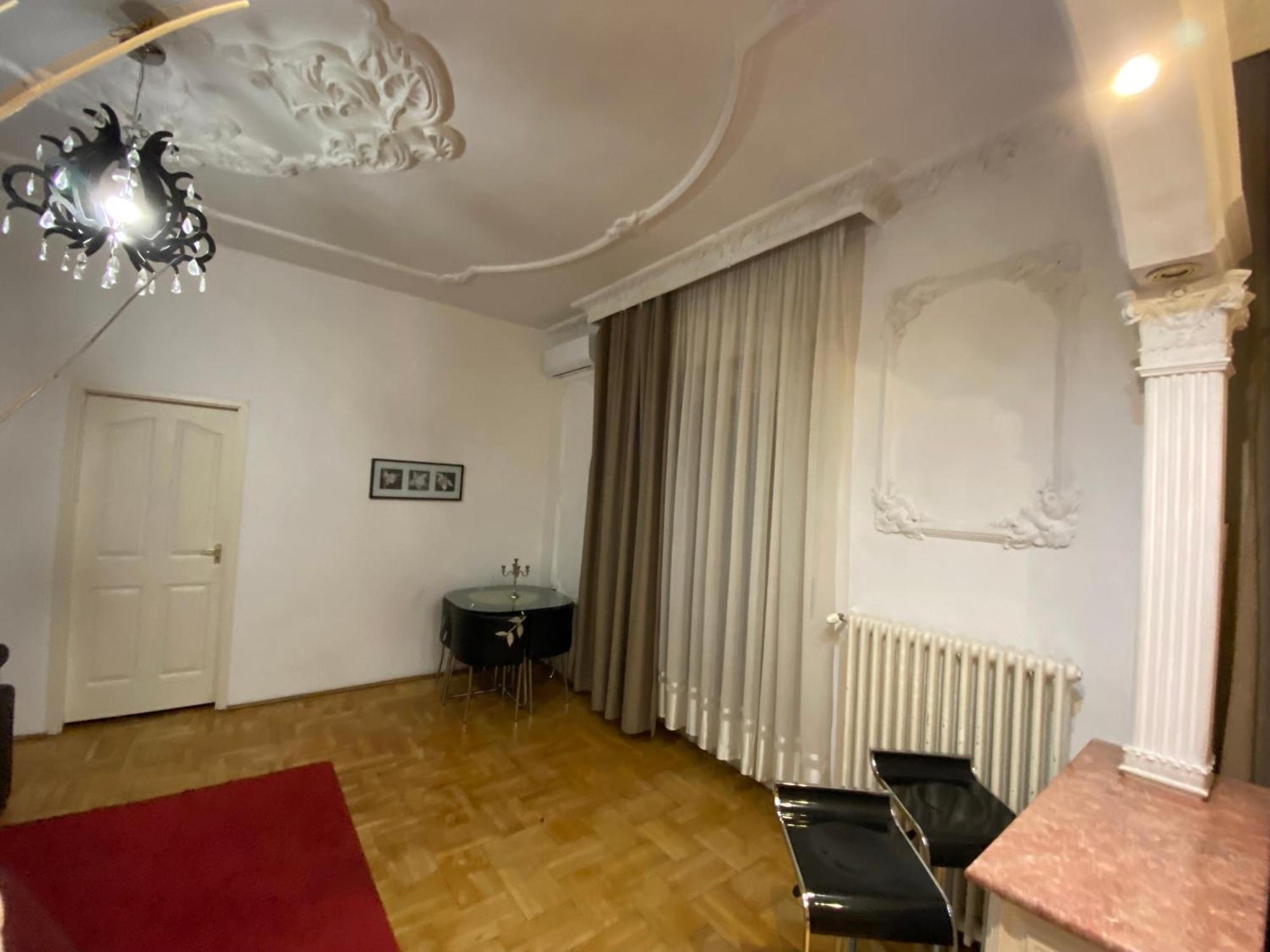 Apartment And Rooms Heart Of The City บูดาเปสต์ ภายนอก รูปภาพ